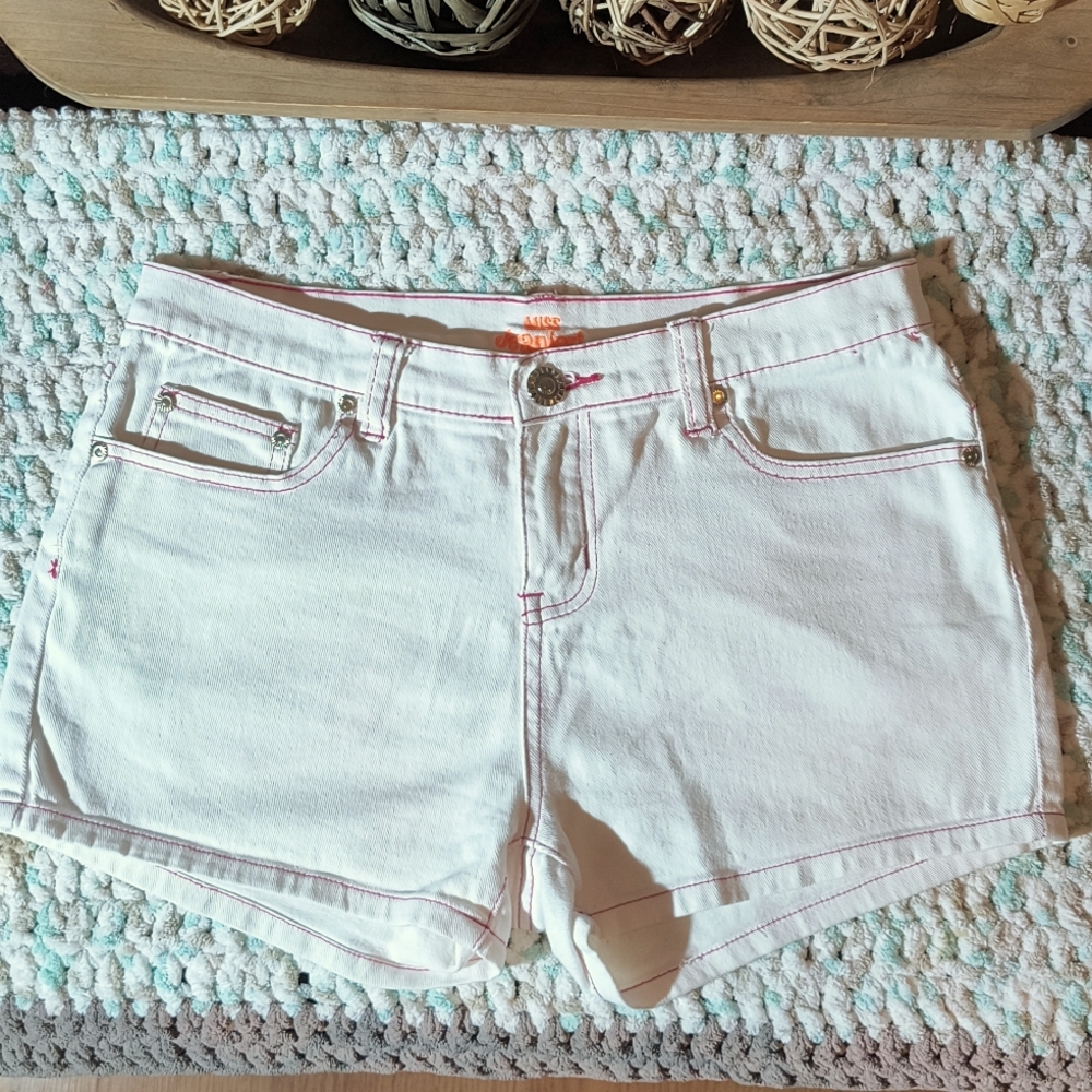 Miss Jeaniest White Denim Shorts with hot pink stitching